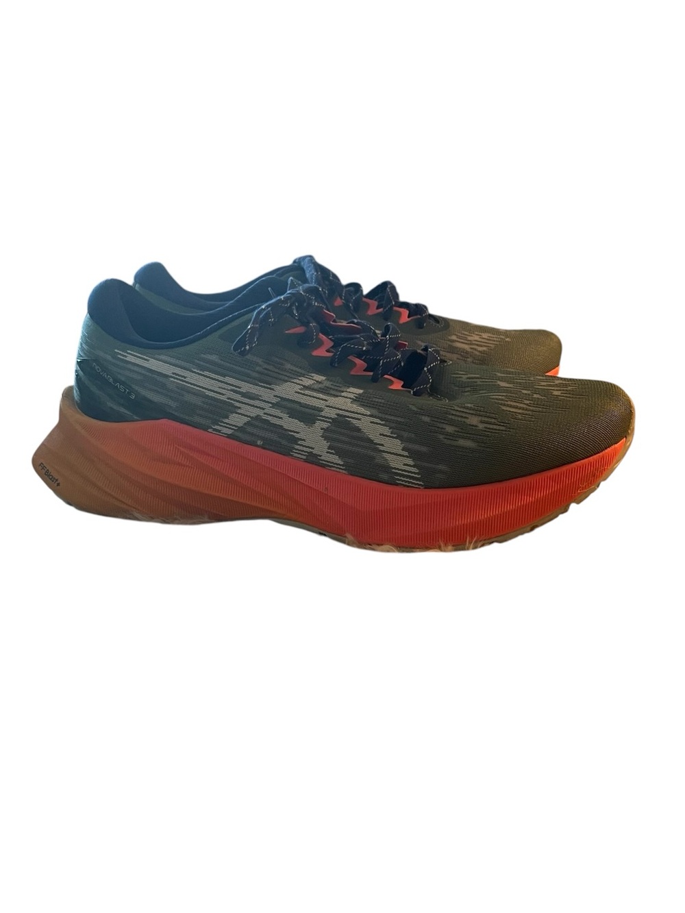Asics Nova Blast 3 FF Blast+ athletic running shoes